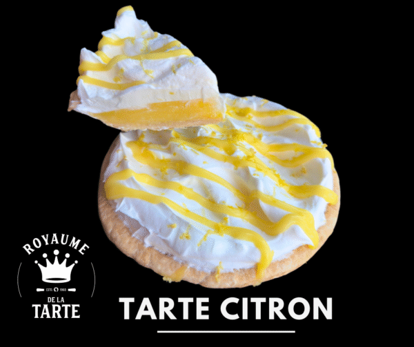 Tarte citron meringuée garnie de zestes